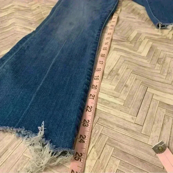 Madewell Cali Demi-Boot Jeans in Preston Wash Raw-Hem Edition Size 26 - Picture 11 of 13